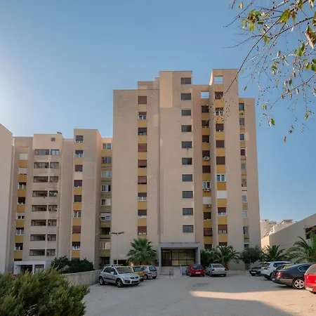 Blue Vision Apartment Split