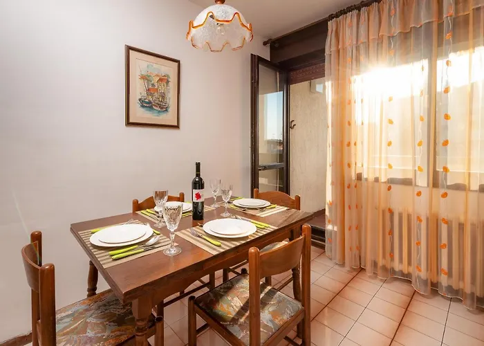 Apartment Blue Vision Split